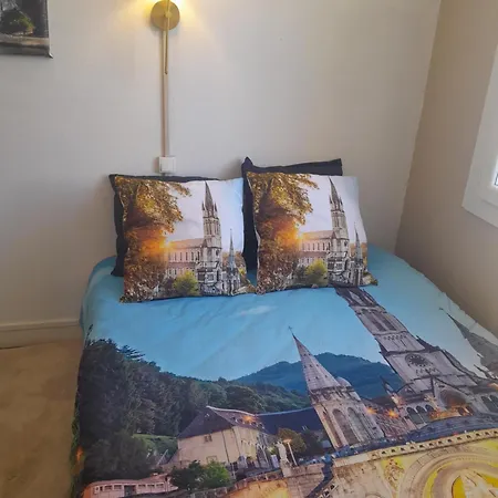Apartman Vue De Reve Dans De Standing - Vous Faites Le Menage-very Good Prices But Have To Cle-an Th-e Flat