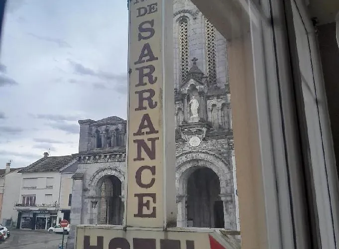 Vue De Reve Dans De Standing - Vous Faites Le Menage-very Good Prices But Have To Cle-an Th-e Flat Lägenhet Lourdes