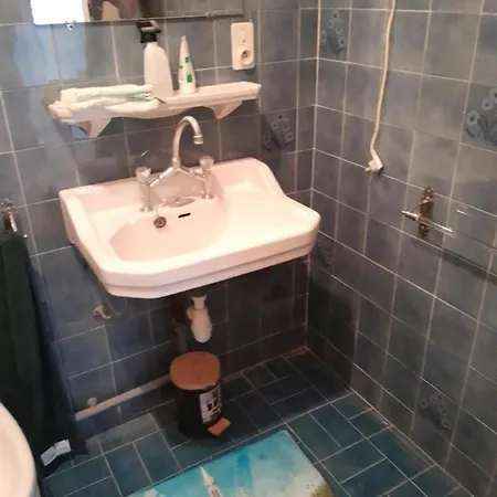 Apartment Vue De Reve Dans De Standing - Vous Faites Le Menage-very Good Prices But Have To Cle-an Th-e Flat *